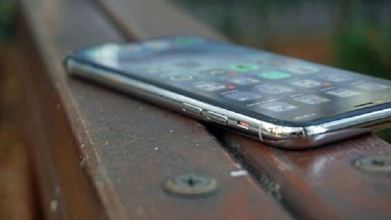 iPhone XI Plus 6.5 İnç Ekranla Gelebilir