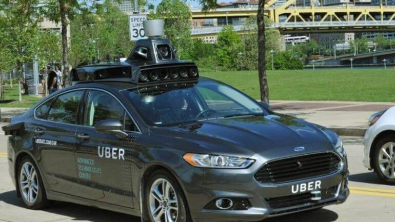 Uber’in Sürücüsüz Araçları Yolcu Taşıyacak!